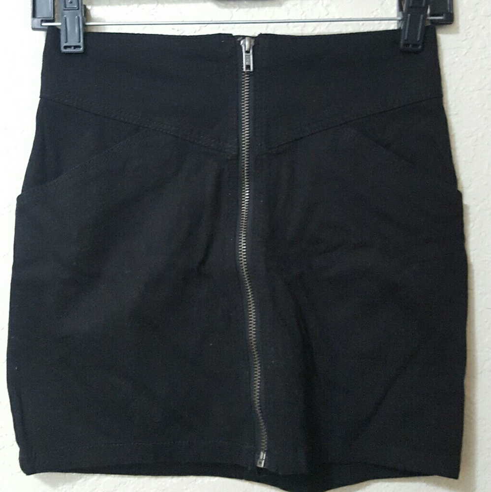 Black Mini skirt